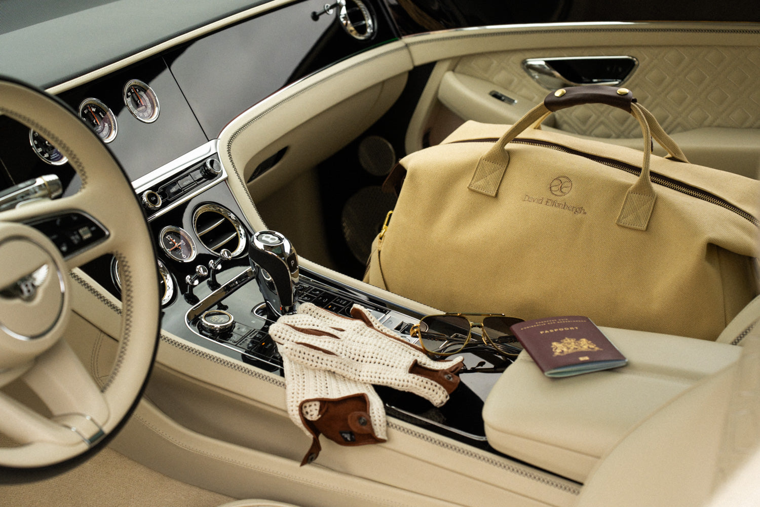 luxury sports bag by Elfenbergh for padel and everyday use